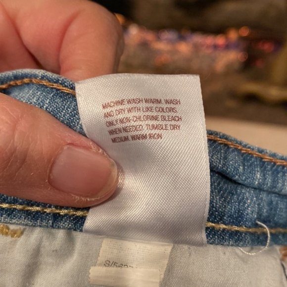 Old Navy The Flirt distressed jeans like new condition size 8 - Picture 5 of 11